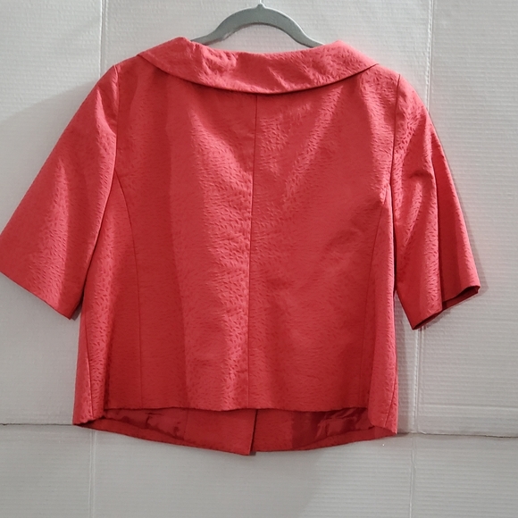 Short Sleeve Jacket-H - Picture 2 of 5